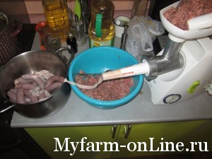 Заказать пельмени и сосиськи купаты из мяса вьетнамской свиньи